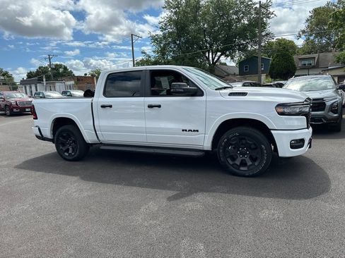 Used 2025 RAM 1500 Big Horn AWD/4WD image 2