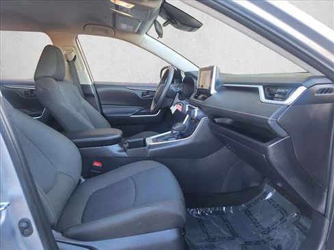 Certified 2025 Toyota RAV4 LE image 20