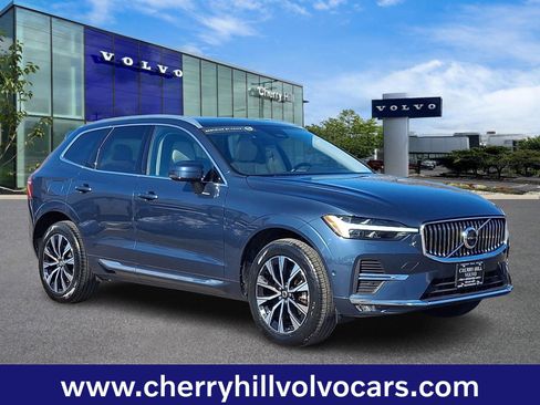 Certified 2023 Volvo XC60 B5 Plus w/ Climate Package image 1