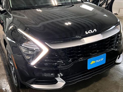 Used 2023 Kia Sportage EX w/ EX Premium Package image 31