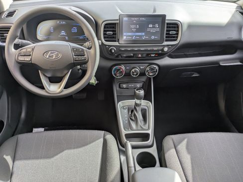 New 2026 Hyundai Venue SE image 17