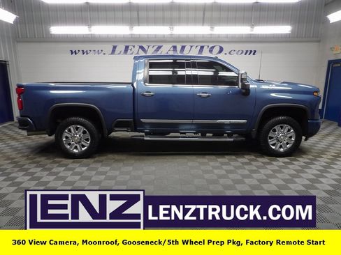Used 2024 Chevrolet Silverado 2500 High Country image 1
