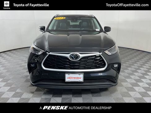 Used 2023 Toyota Highlander XLE image 21