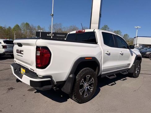 Used 2024 GMC Canyon AT4 AWD/4WD image 14