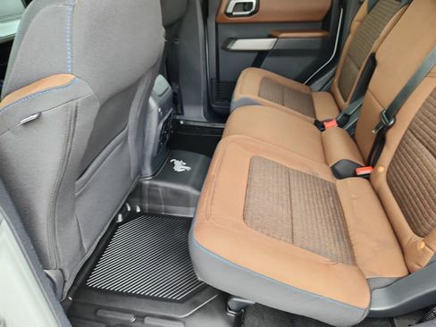 Used 2022 Ford Bronco Outer Banks image 8