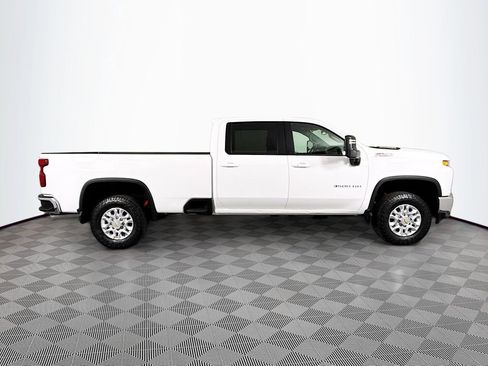 Used 2023 Chevrolet Silverado 3500 LT w/ Convenience Package AWD/4WD image 8