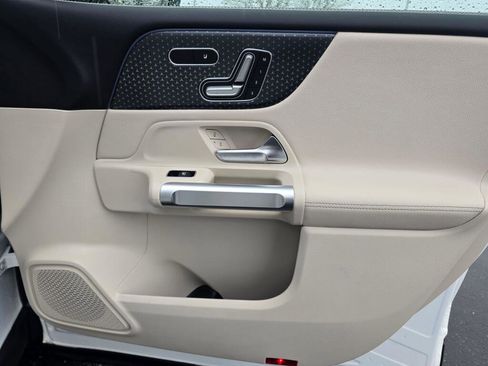 Certified 2025 Mercedes-Benz GLB 250 GLB 250 image 26