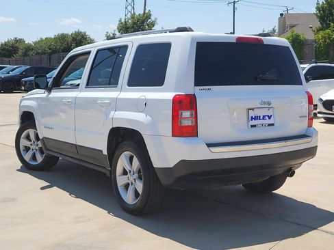 Used 2012 Jeep Patriot Limited FWD image 3