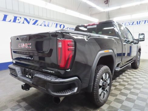 Used 2025 GMC Sierra 2500 Denali w/ Technology Package image 4