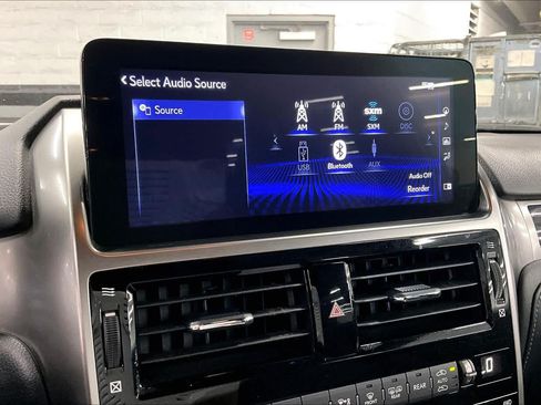 Used 2022 Lexus GX 460 Premium w/ Premium Package AWD/4WD image 36