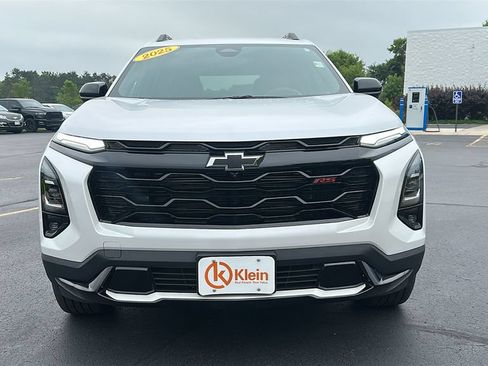 Used 2025 Chevrolet Equinox RS w/ Safety and Technology Package FWD image 2
