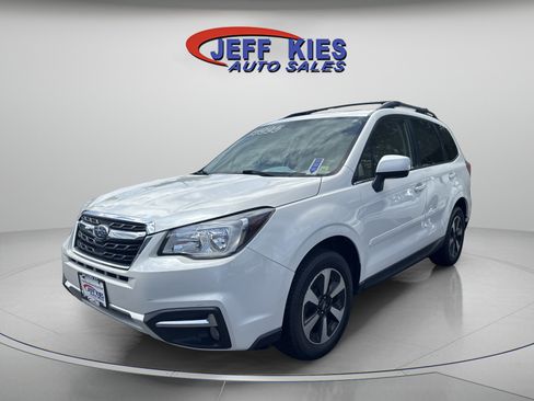 Used 2017 Subaru Forester 2.5i Limited AWD/4WD image 1