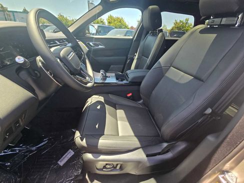 Certified 2026 Land Rover Range Rover Velar Dynamic SE image 24