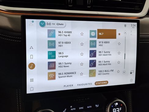 Used 2026 Jaguar F-PACE R-Dynamic S image 24