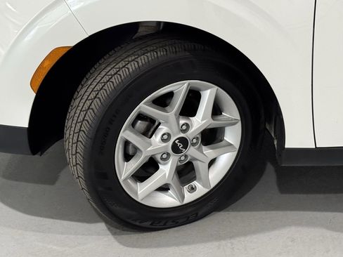 Used 2023 Kia Soul LX w/ Option Group 015 image 37