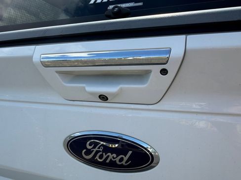 Used 2018 Ford F150 Lariat w/ Equipment Group 502A Luxury AWD/4WD image 29
