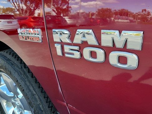 Used 2018 RAM 1500 Express w/ Express Value Package RWD image 31