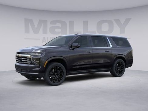 New 2026 Chevrolet Suburban Premier AWD/4WD image 8