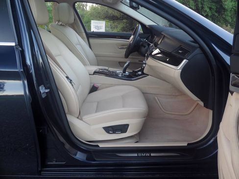 Used 2013 BMW 528i xDrive Sedan AWD/4WD image 17