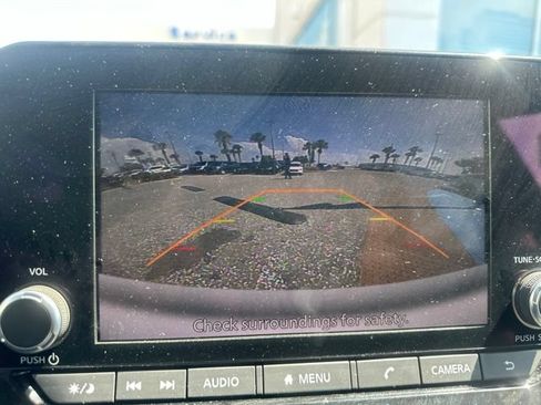 Used 2025 Nissan Pathfinder SV FWD image 26