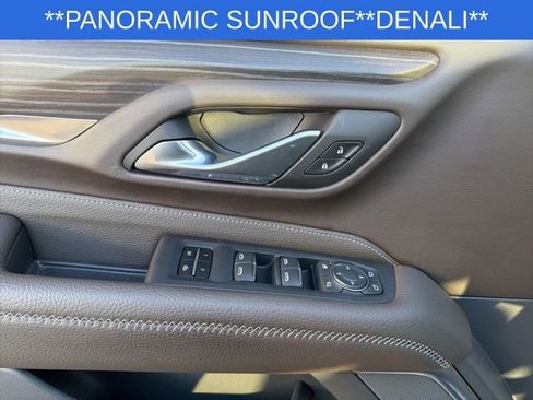 Used 2023 GMC Yukon Denali image 28