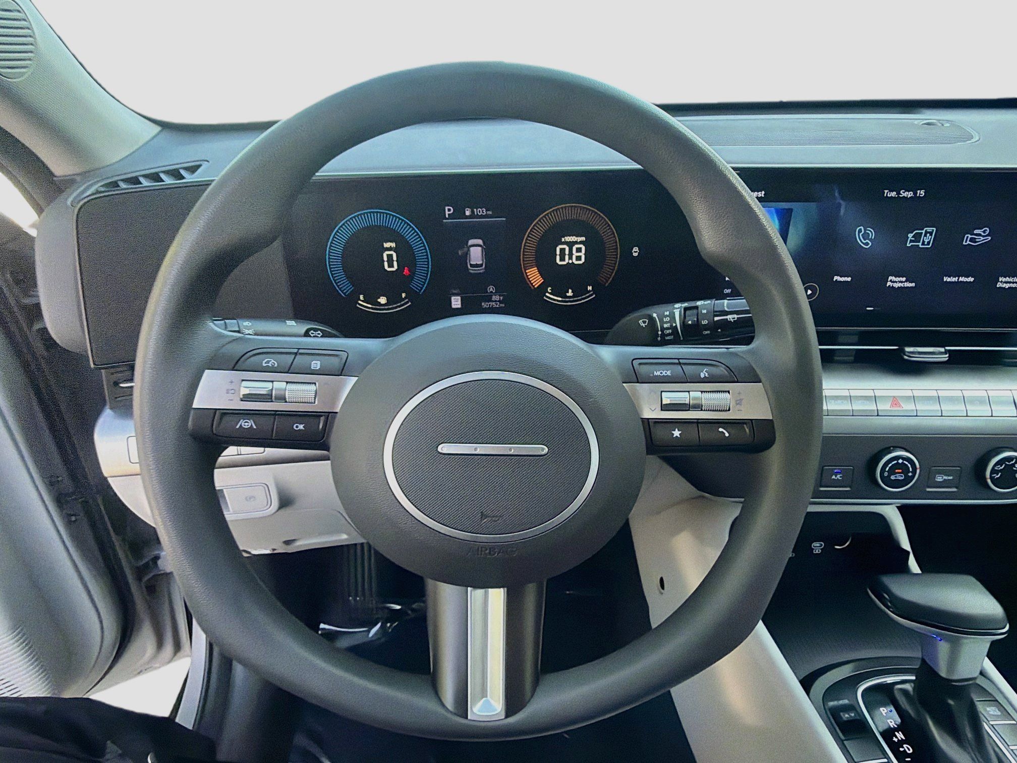 Used 2024 Hyundai Kona SE FWD image 8