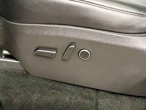 Used 2023 Tesla Model Y Long Range image 15