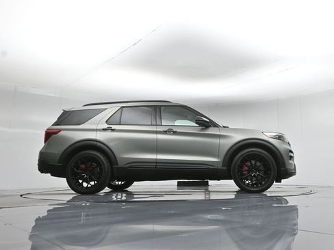 Used 2020 Ford Explorer ST w/ ST Street Pack image 56