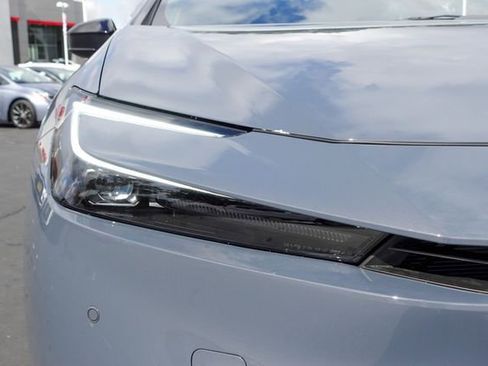 New 2026 Toyota Prius Plug-In Hybrid image 4