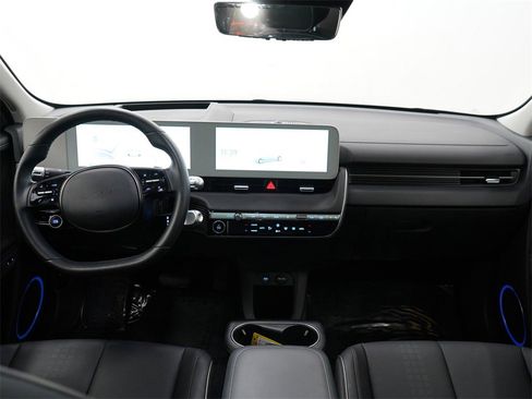 Used 2024 Hyundai Ioniq 5 Limited image 17