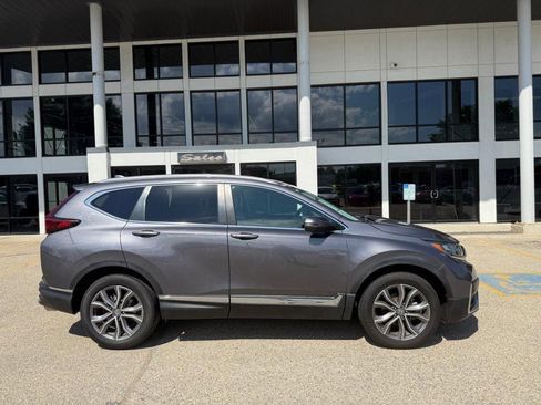 Used 2022 Honda CR-V Touring image 4