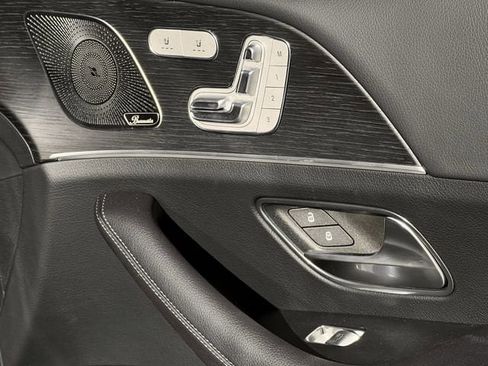 Used 2025 Mercedes-Benz GLE 450e 4MATIC image 27