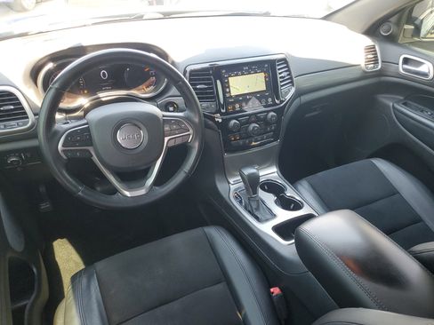 Used 2021 Jeep Grand Cherokee Laredo X RWD image 10