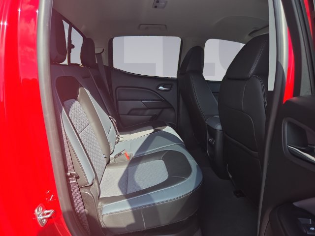Used 2020 Chevrolet Colorado Z71 AWD/4WD image 18