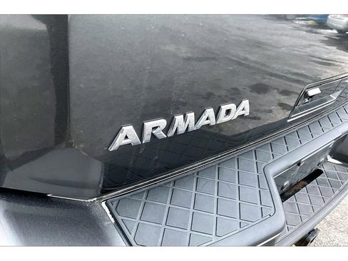 Used 2012 Nissan Armada Platinum image 9