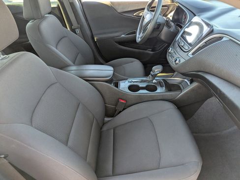 Certified 2023 Chevrolet Malibu LT image 12