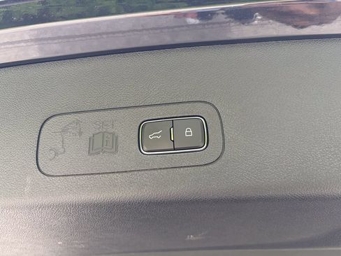 Used 2026 Lincoln Aviator AWD image 19