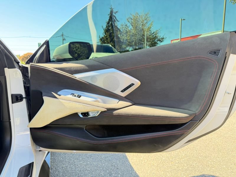 Used 2023 Chevrolet Corvette Stingray Premium Cpe w/ Z51 Performance Package RWD image 21