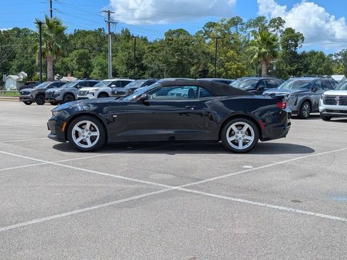 Used 2020 Chevrolet Camaro LT RWD image 2