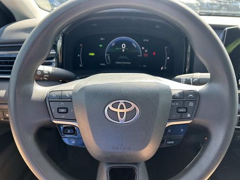 Used 2025 Toyota Camry LE w/ Convenience Package FWD image 26