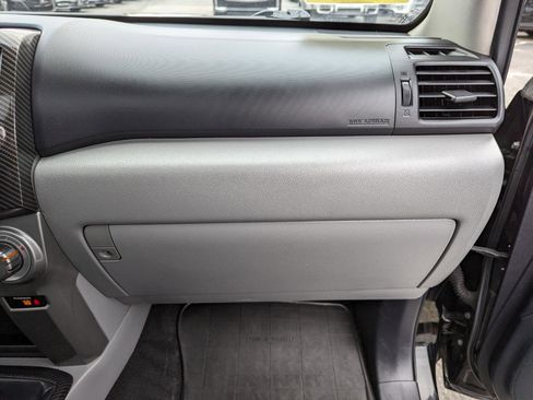 Used 2012 Toyota 4Runner Trail AWD/4WD image 31
