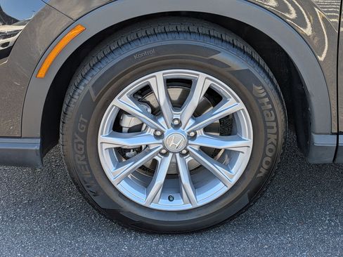 Used 2025 Honda CR-V EX-L image 10