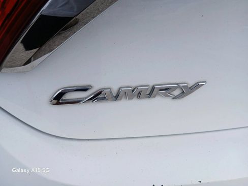 Used 2017 Toyota Camry SE FWD image 15