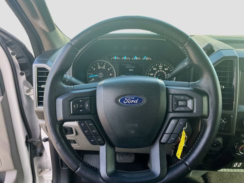 Used 2019 Ford F150 XLT w/ Equipment Group 302A Luxury image 11