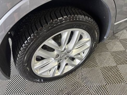 Used 2019 Buick Envision Premium AWD/4WD image 6