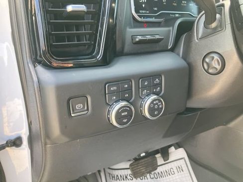 Used 2023 GMC Sierra 1500 AT4 w/ AT4 Premium Package AWD/4WD image 28