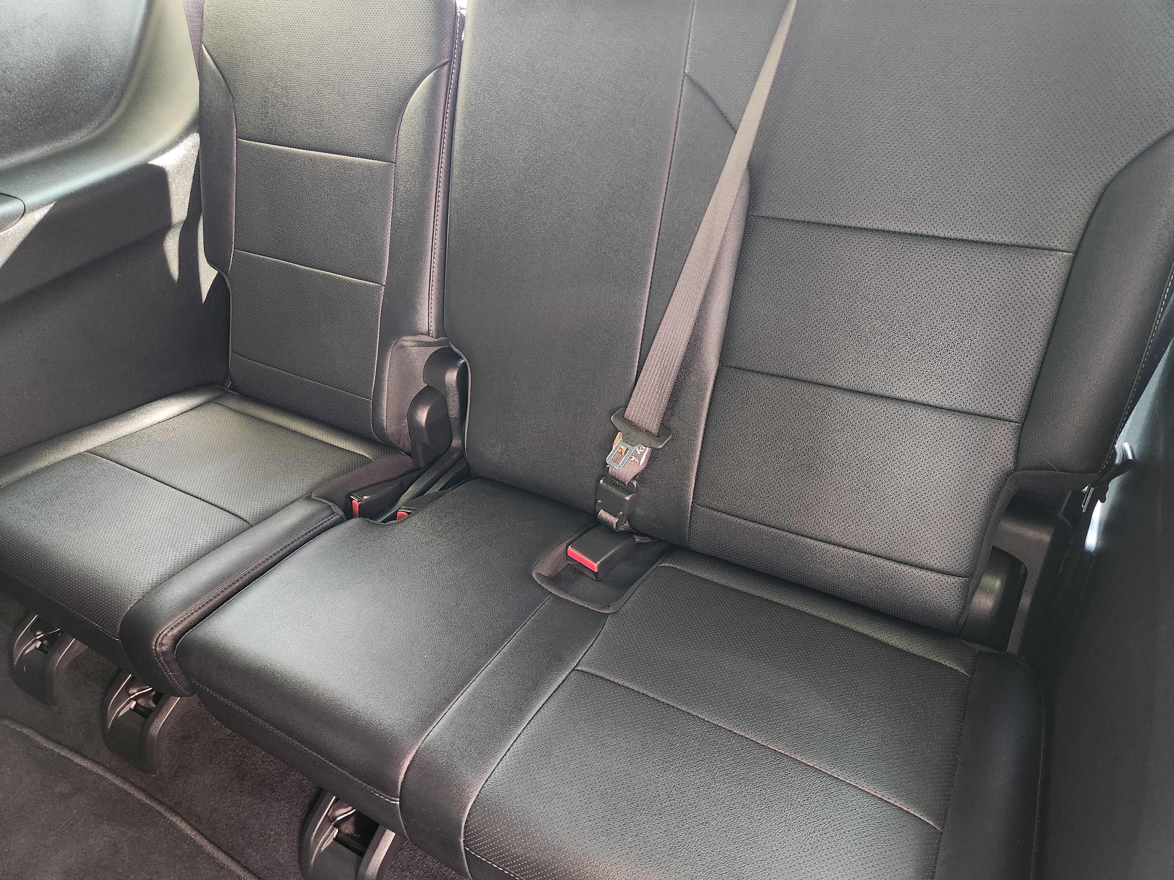 Used 2026 Chevrolet Traverse LT FWD image 32