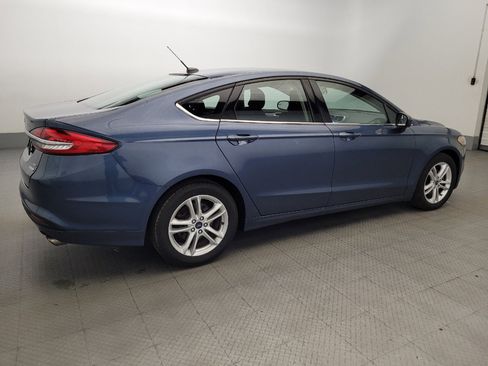 Used 2018 Ford Fusion SE w/ Fusion SE Technology Package image 10