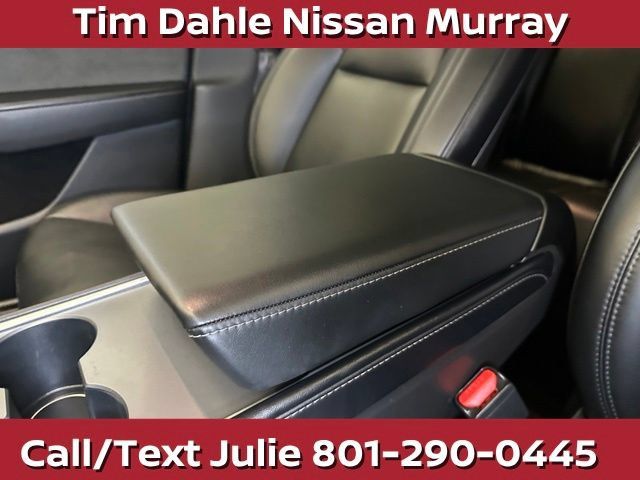 Used 2023 Tesla Model Y Long Range AWD/4WD image 30