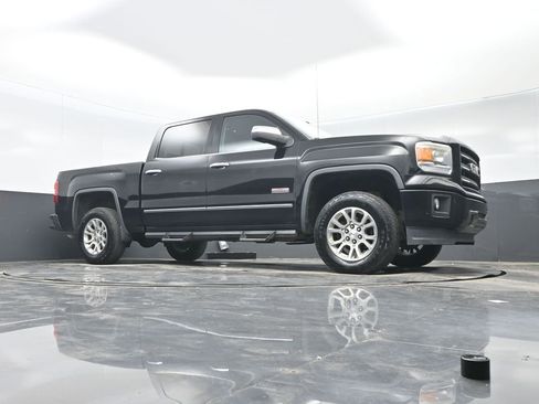 Used 2015 GMC Sierra 1500 SLT w/ All-Terrain Package AWD/4WD image 43